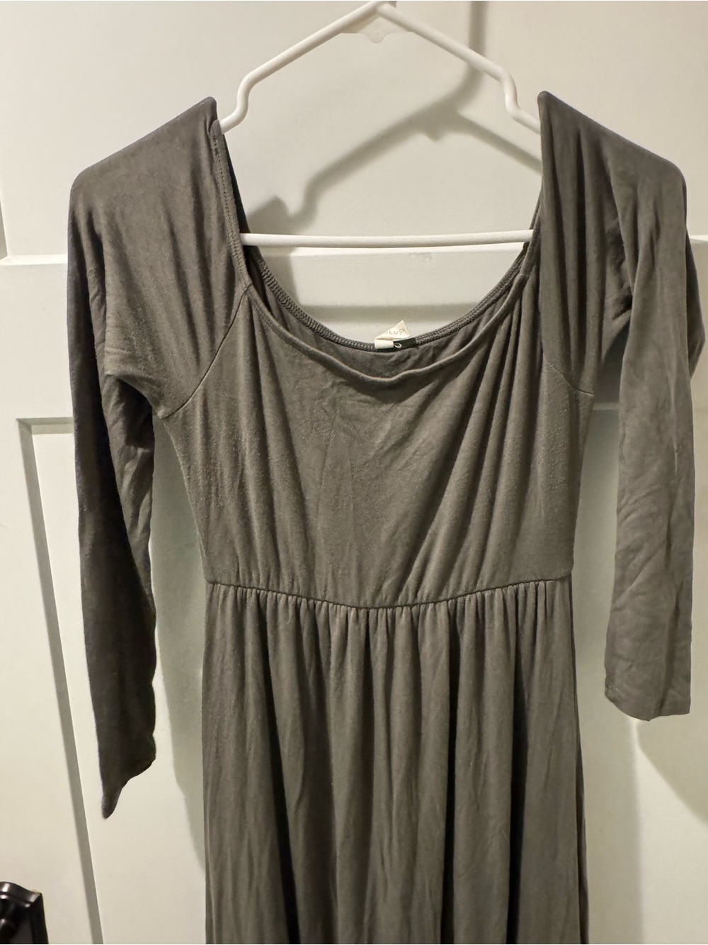 Pinkblush Olive Off Shoulder Long Sleeve Maxi Maternity Dress (retails $79) - Picture 4 of 5